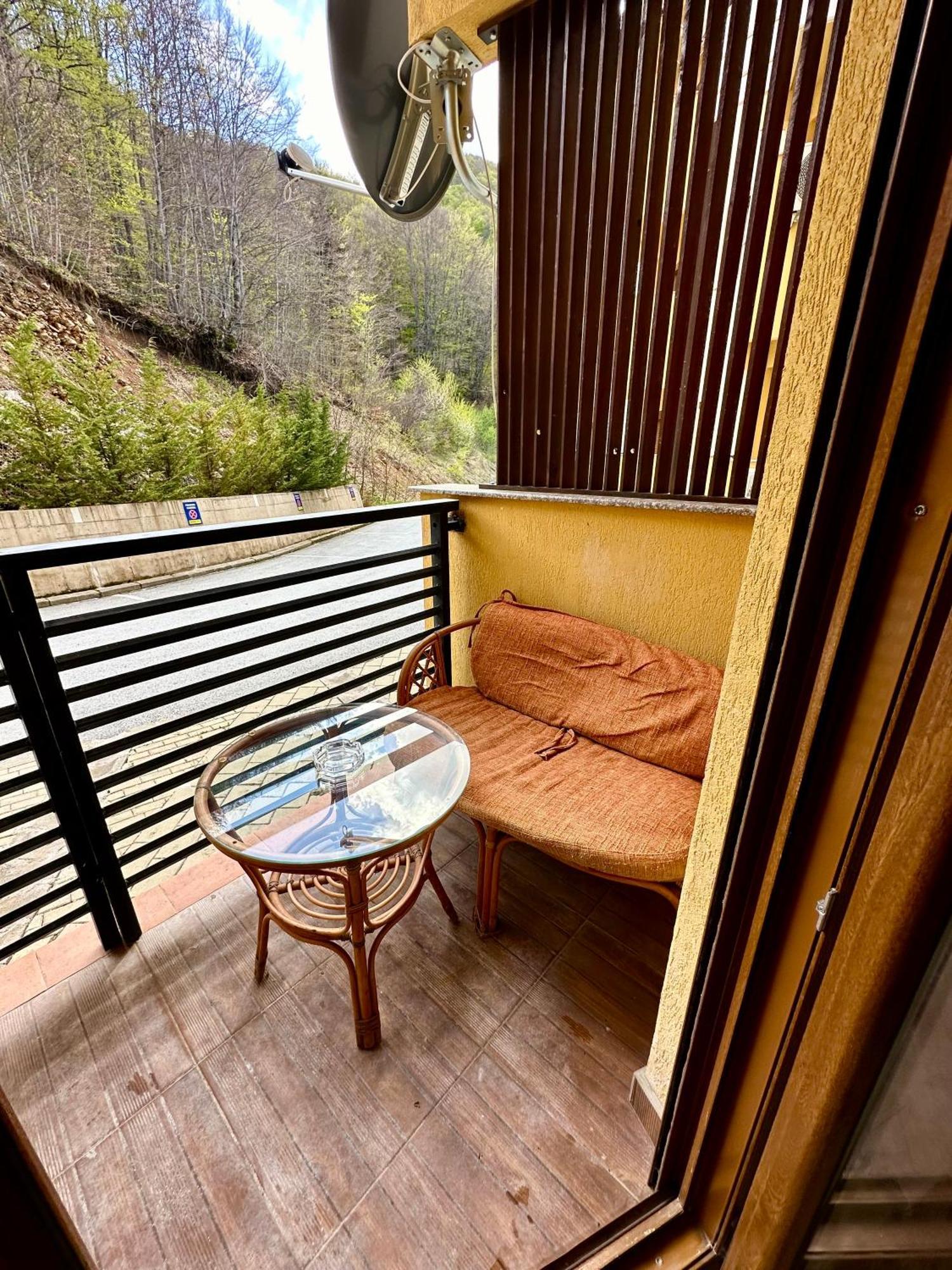 Forest View Apartment Маврово Екстериор снимка